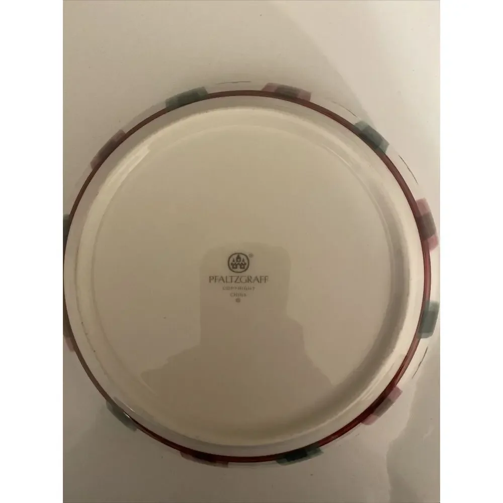 Vintage Pfaltzgraff Holiday Serving Bowl 9 Inches Snowflake Tree Mittens
